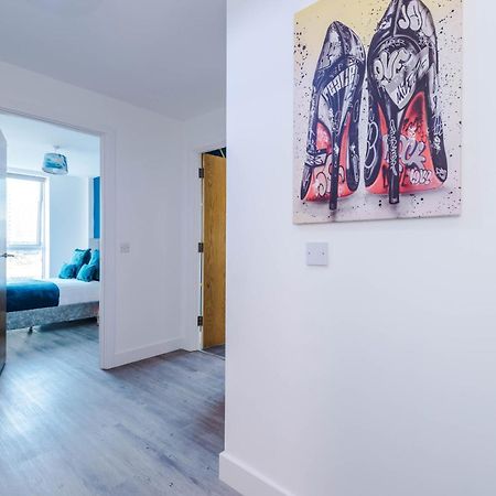 Lux Livin' Apartments - Luxury 5 Bed Apartment Manchester City Centre エクステリア 写真