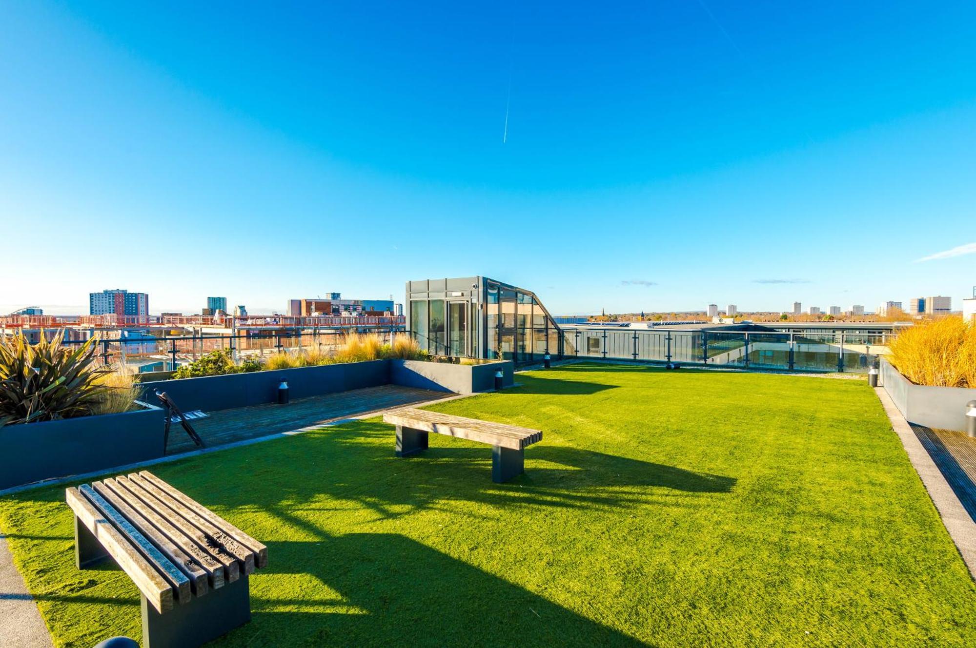 Lux Livin' Apartments - Luxury 5 Bed Apartment Manchester City Centre エクステリア 写真