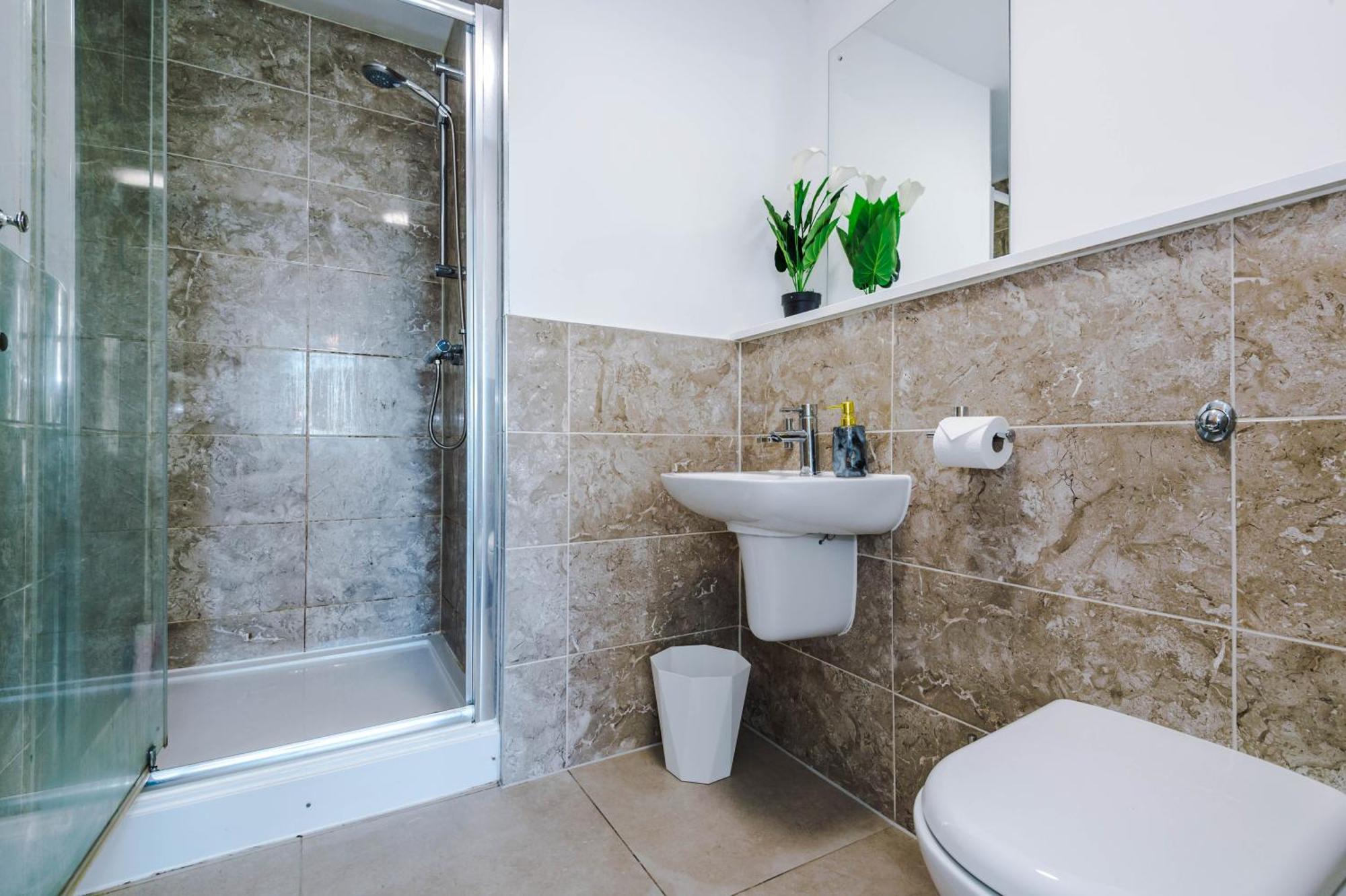 Lux Livin' Apartments - Luxury 5 Bed Apartment Manchester City Centre エクステリア 写真